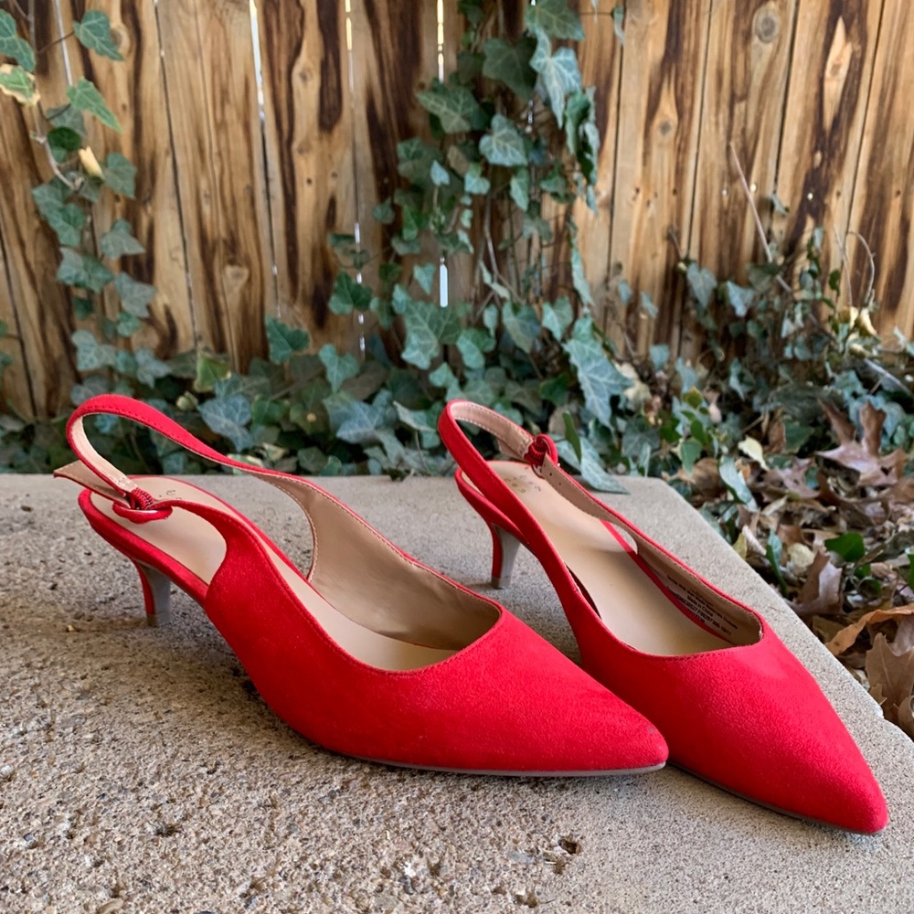 Kitten heels